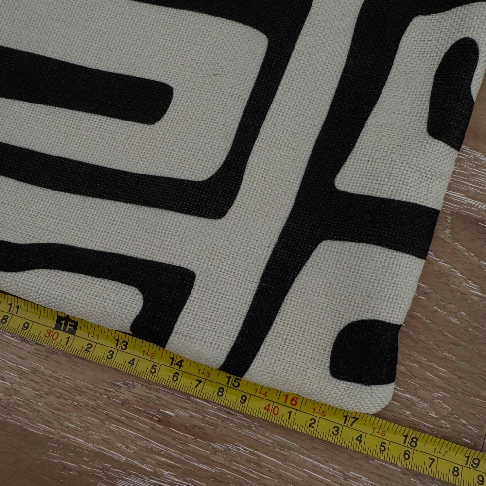 Set of 2 Geometric Throw Pillow Covers 18x18 Linen with Zipper - Picture 7 of 8